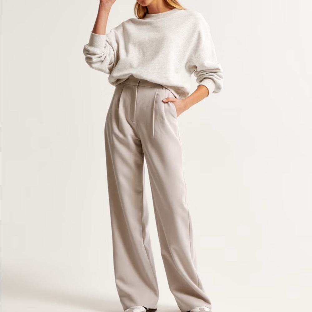 Abercrombie & Fitch Sloane Tailored Wide-Leg Pant